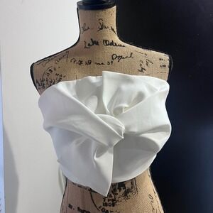 Chicwish White Strapless Bow Crop Top Tube Bodice Zip Back Small Coquette NWT